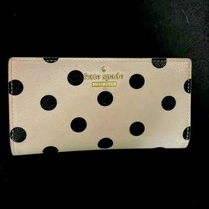 Kate Spade clutch wallet